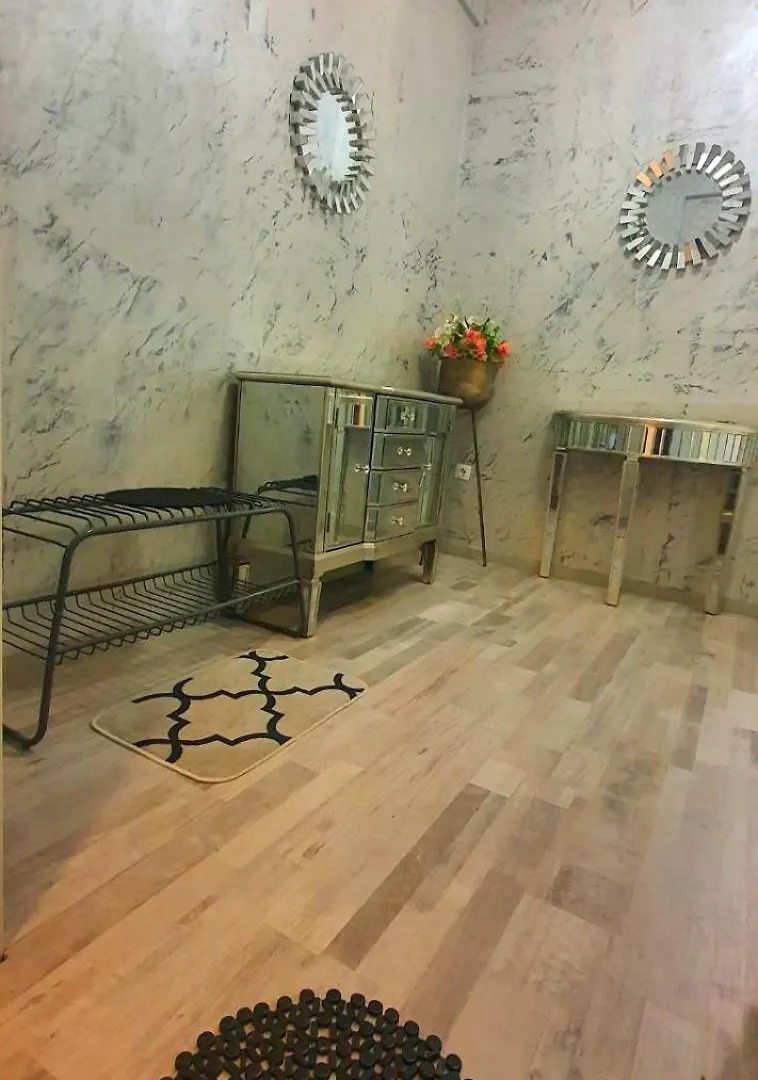 아파트 Milla'S Studio On Vitoshka! 소피아 불가리아
